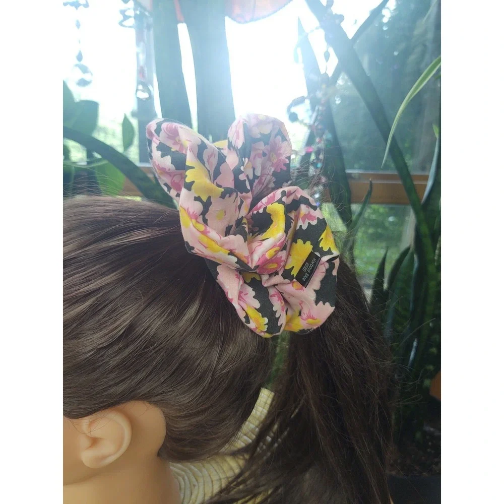 Pink Daffodil Floral Cotton XXL Scrunchie 7